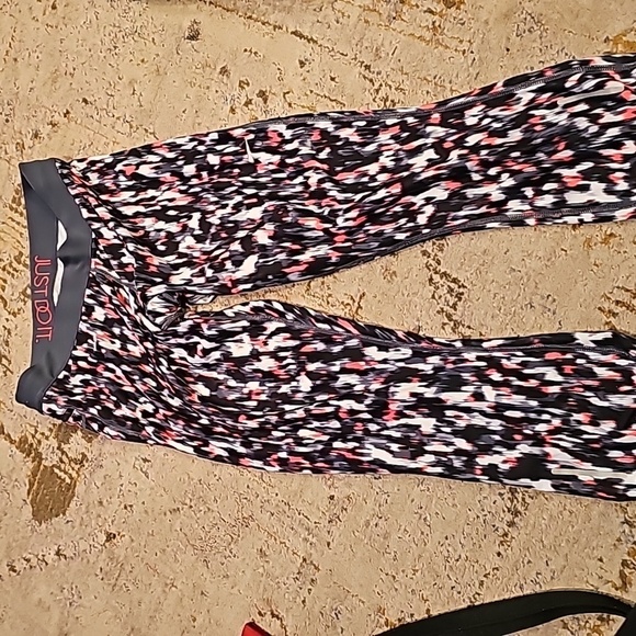 Nike Womens Leggings Multicolor Splash Low Rise Stretch - Picture 1 of 7